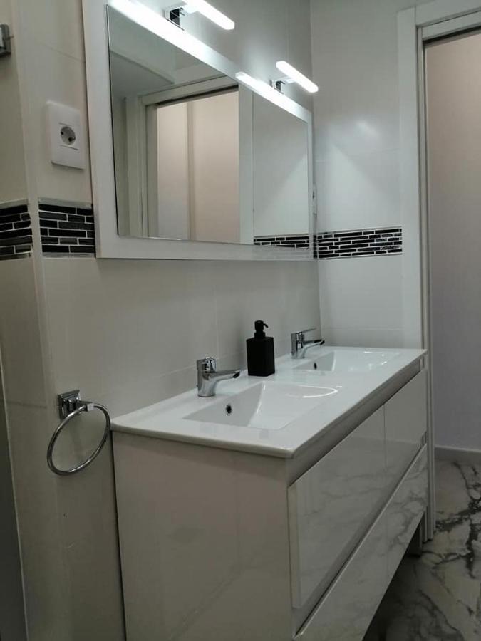 Gemini Apartment San Bartolome Bagian luar foto